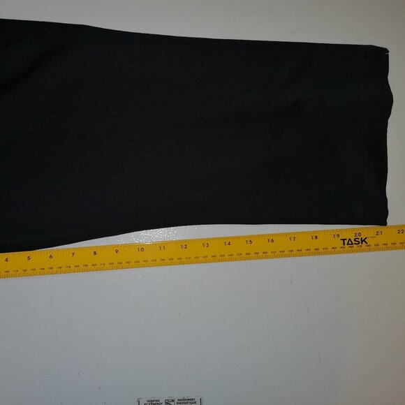 NWT Lee Ladies Size 10 Curvy Fit Black Modern Series Straight Leg Capri's - Picture 9 of 10